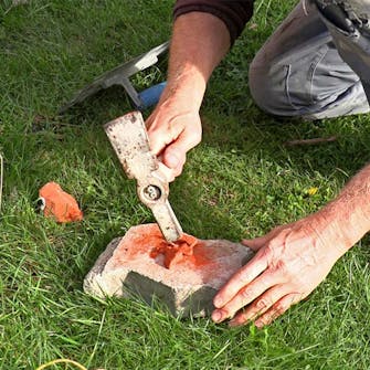 Reparation af huller i mursten Reparation af huller i mursten